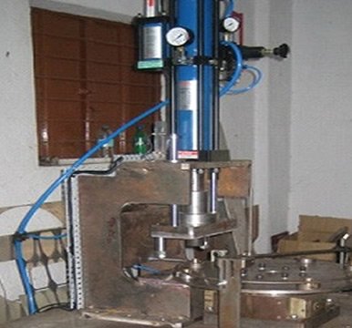 HİDROLİK-PNÖMATİK KONTROLLÜ ÖZEL İŞ & ÜRETİM MEKANİZMALARI